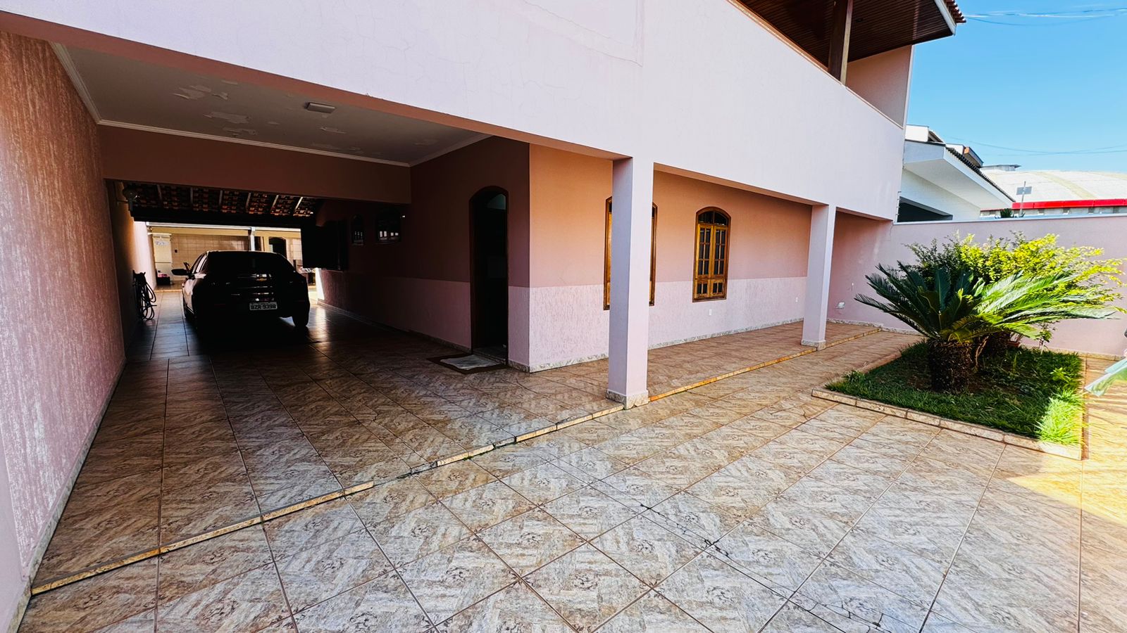 WhatsApp-Image-2024-06-18-at-11.21.57